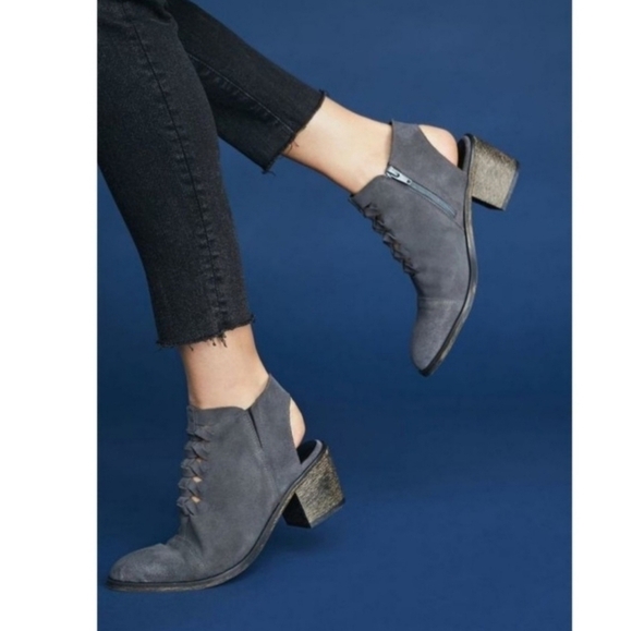 Klub Nico Anthropologie Booties Womens 8 Woven Gray Suede Side Zip Open Back‎ - Picture 1 of 16